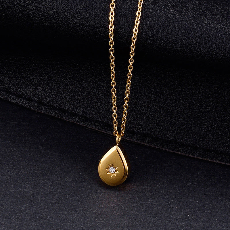Ceilia gold tear drop pendant necklace