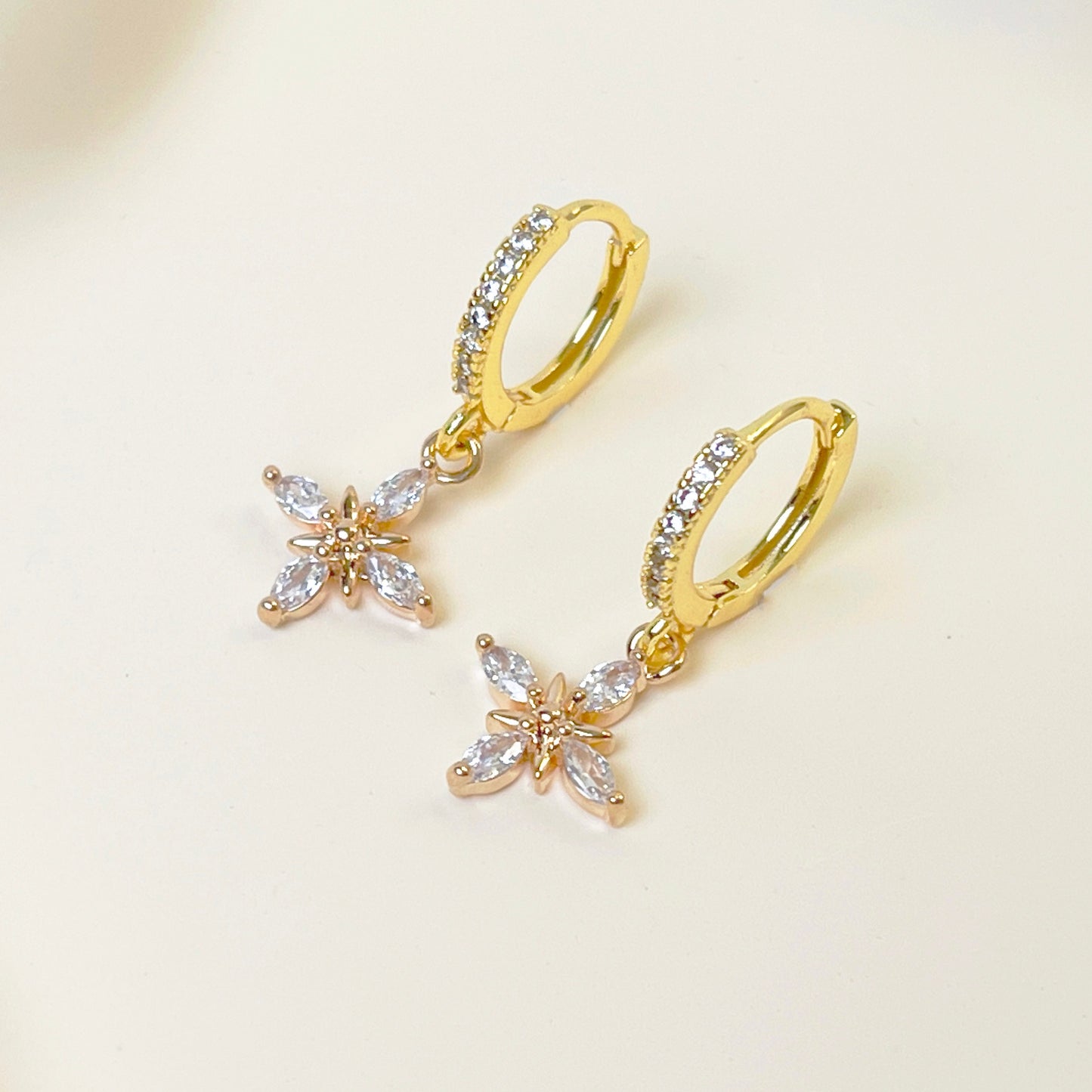E148 dainty crystal flower star dangle earrings