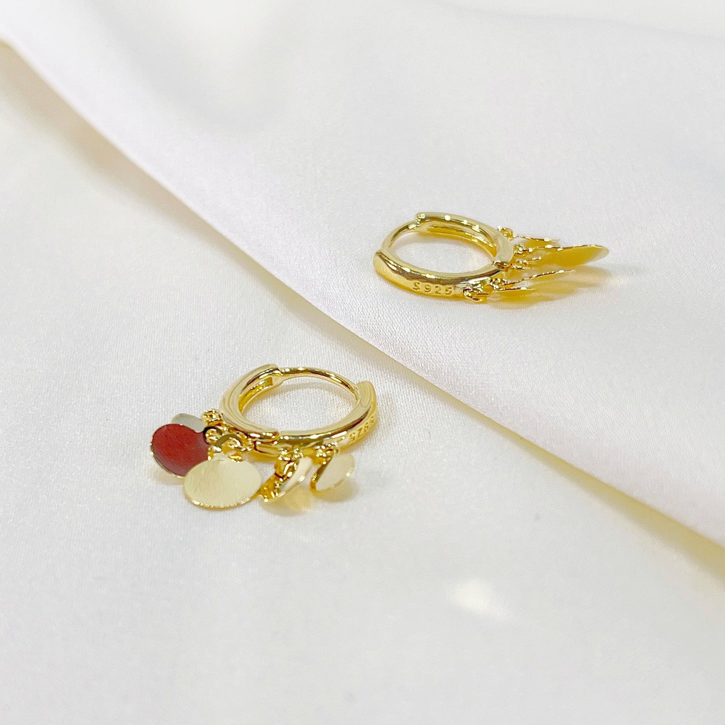 E232 gold disc earrings, disc hoop earrings, coin earrings