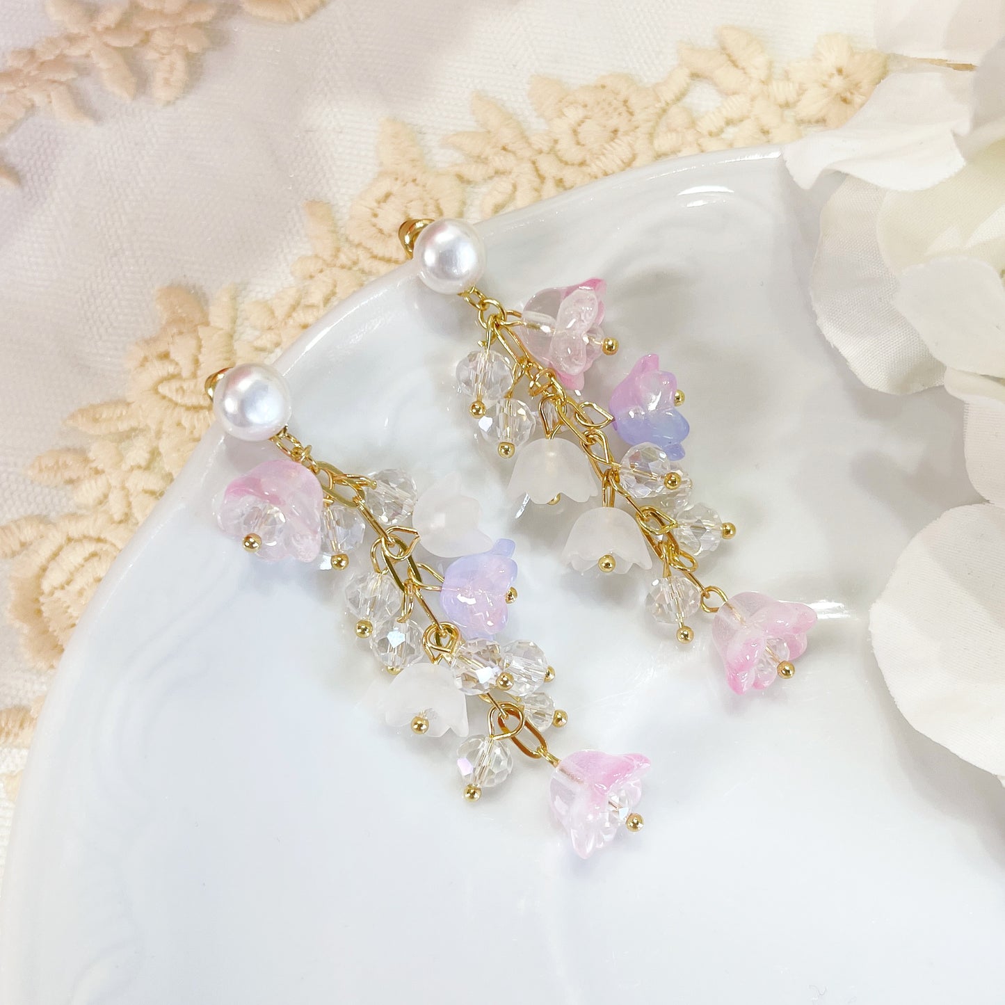 E241 pink flower earrings, flower earrings, dangle earrings
