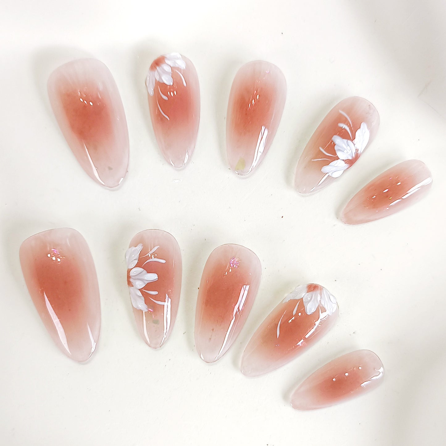 PO127 white flower blush aura almond press on nails