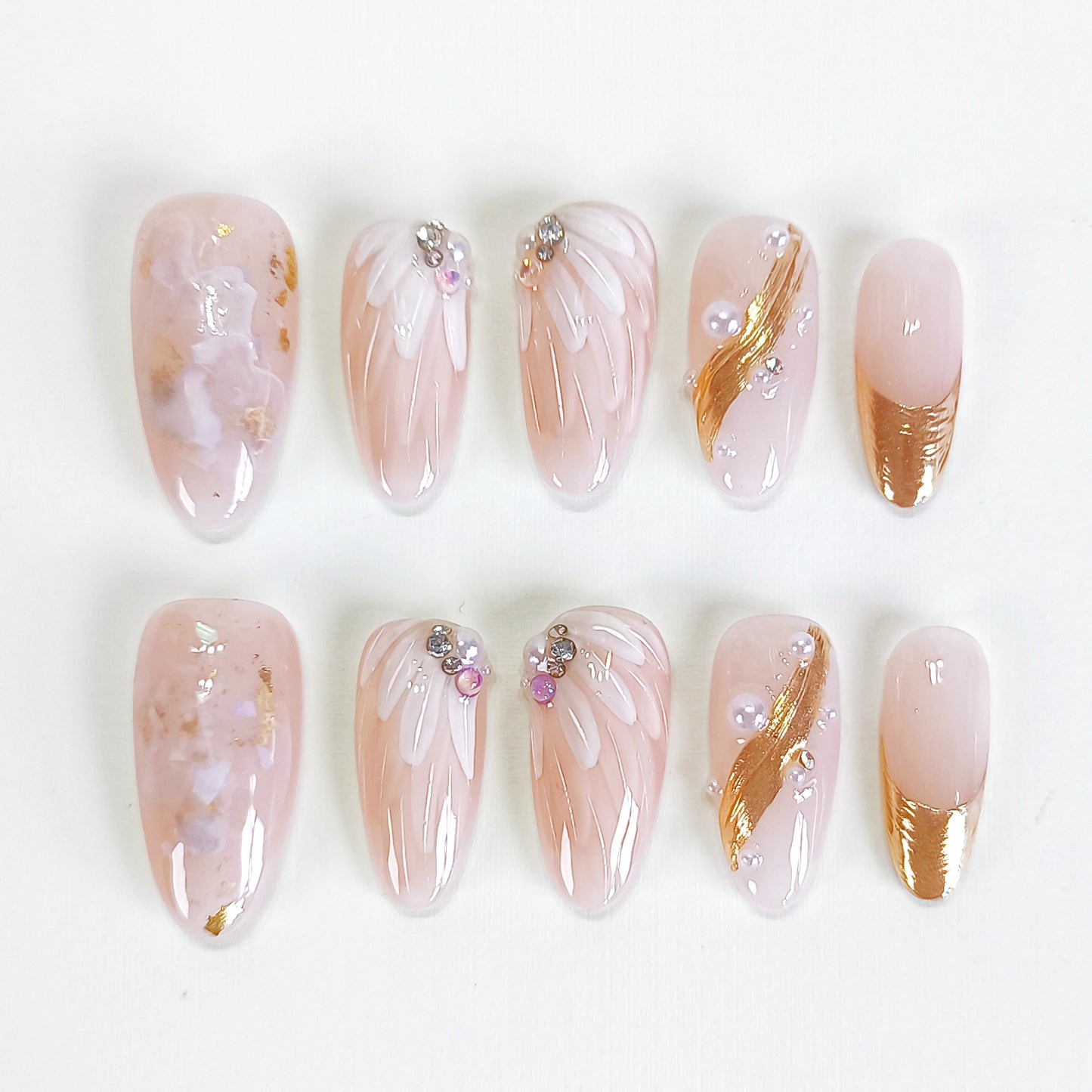 PO130 white flower gold chrome pearl oval press on nails