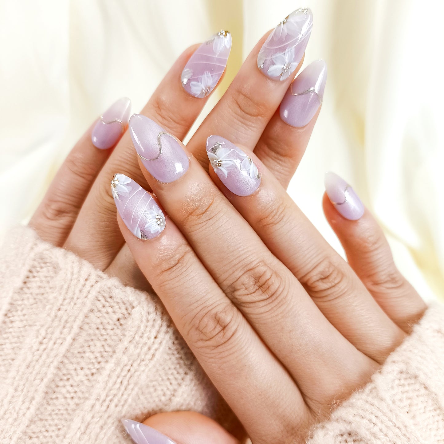 PO129 lilac flower cat eye chrome almond press on nails