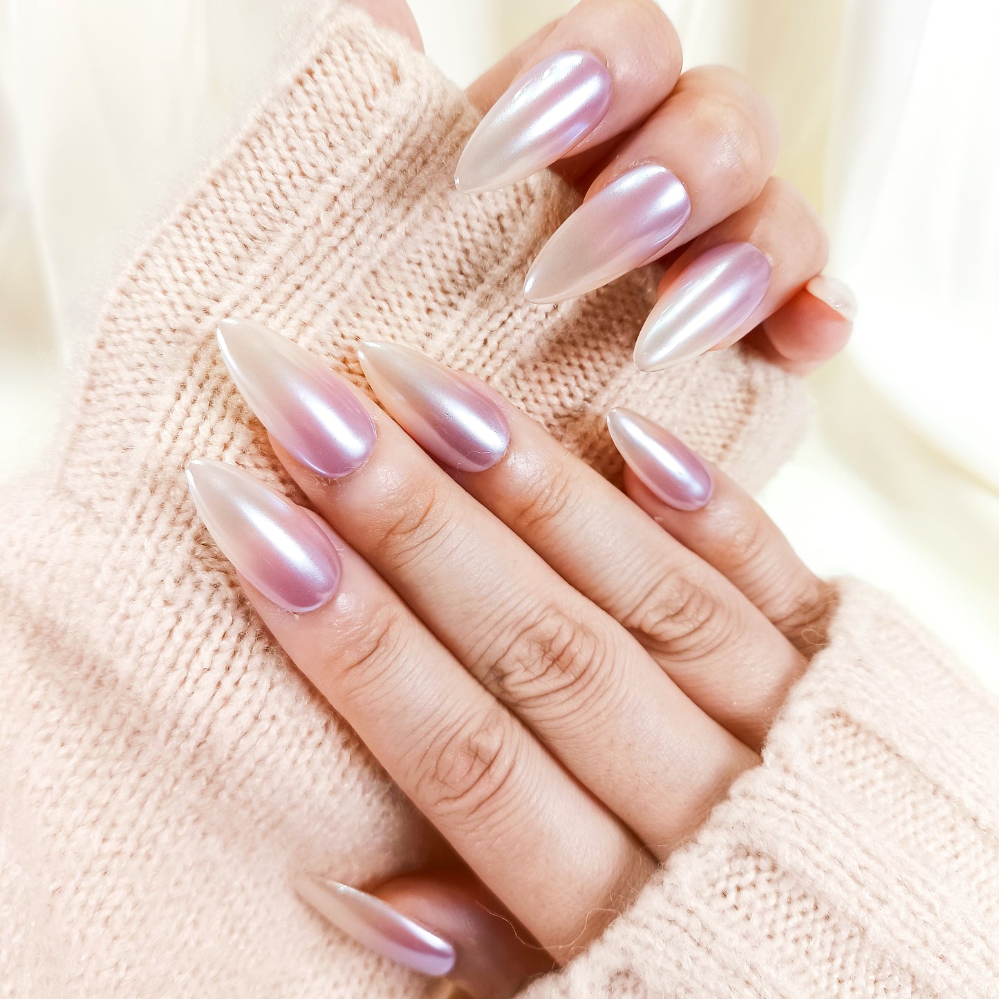 PO120 white ombre glazed donut press on nails