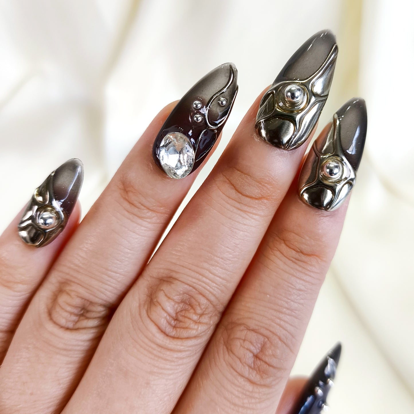 PO116 black Silver 3D Chrome Nails with Rhinestone gems