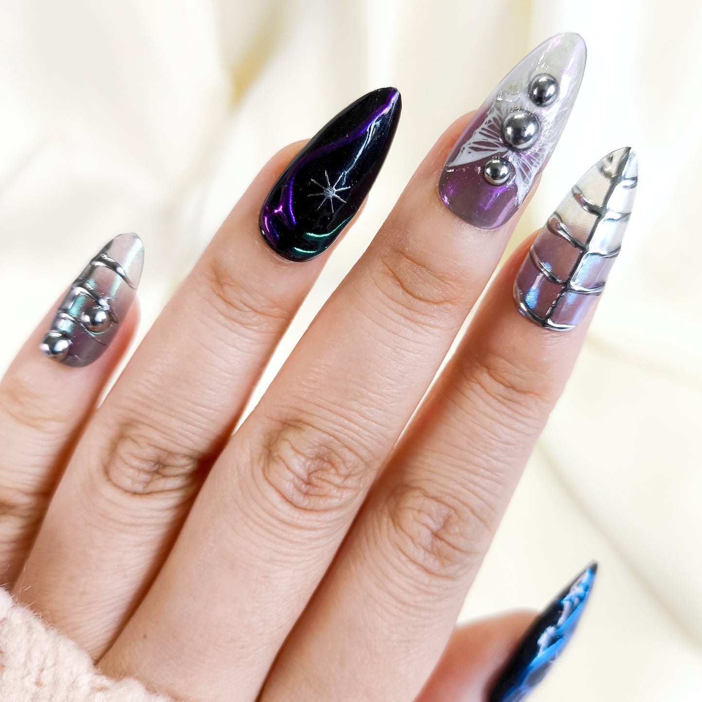 PO117 black & silver 3d chrome y2k press on nails