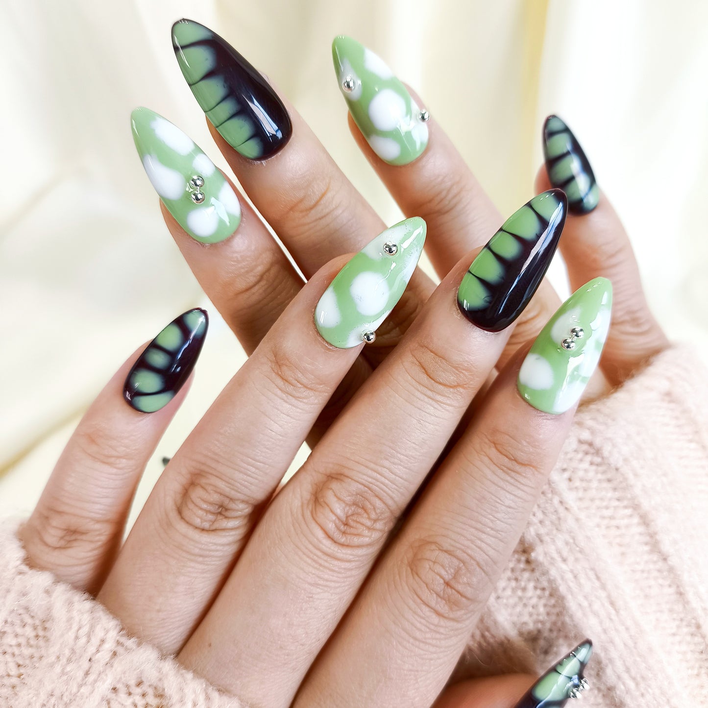 PO118 brown & green abstract press on nails