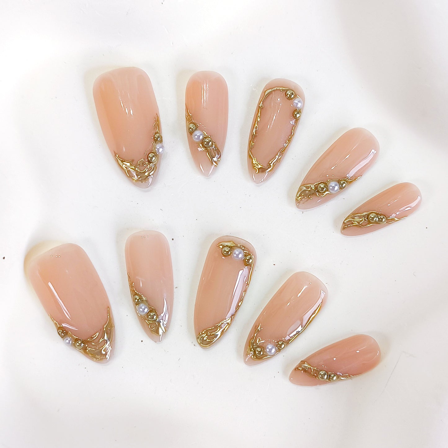 PO135 3d gold chrome almond press on nails