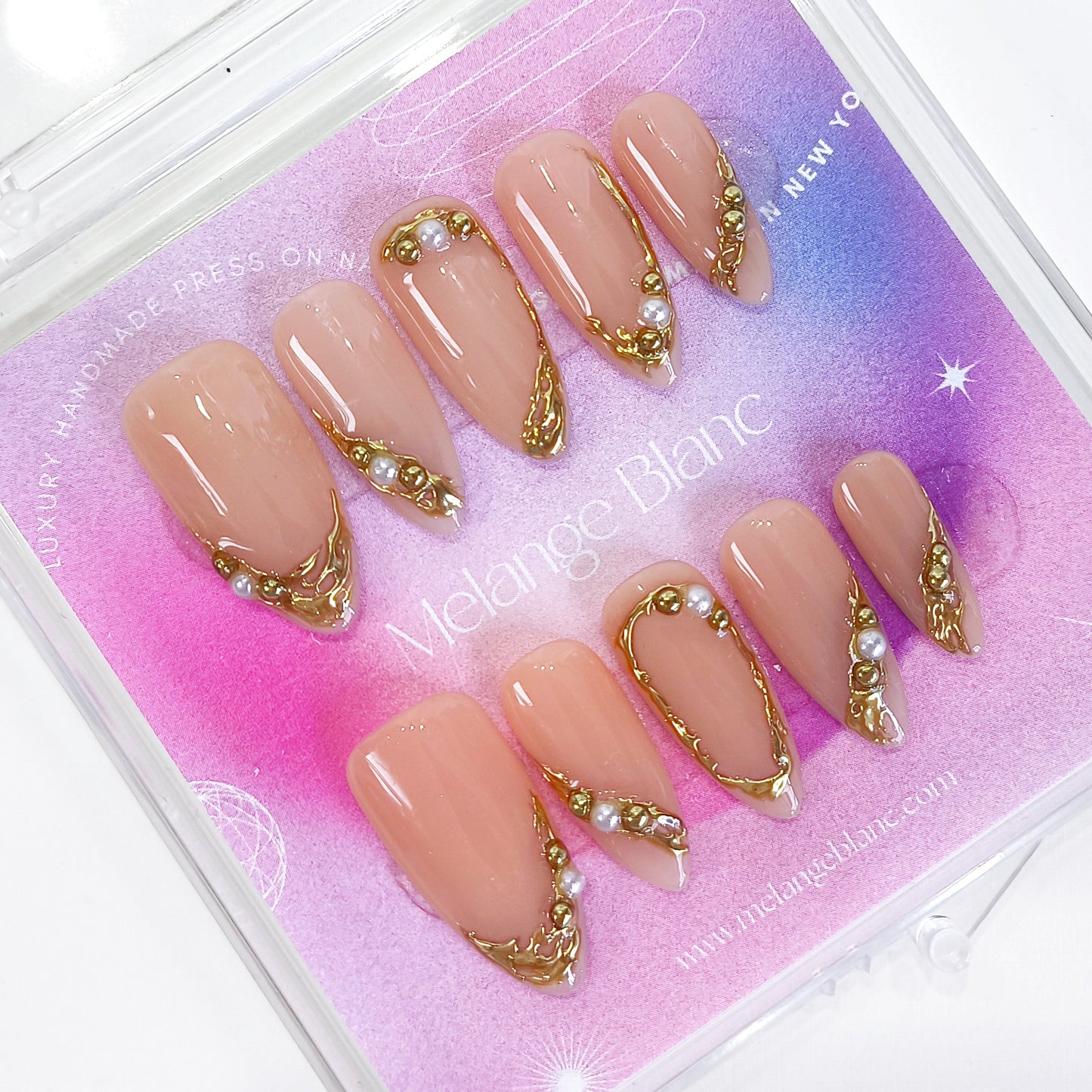 PO135 3d gold chrome almond press on nails