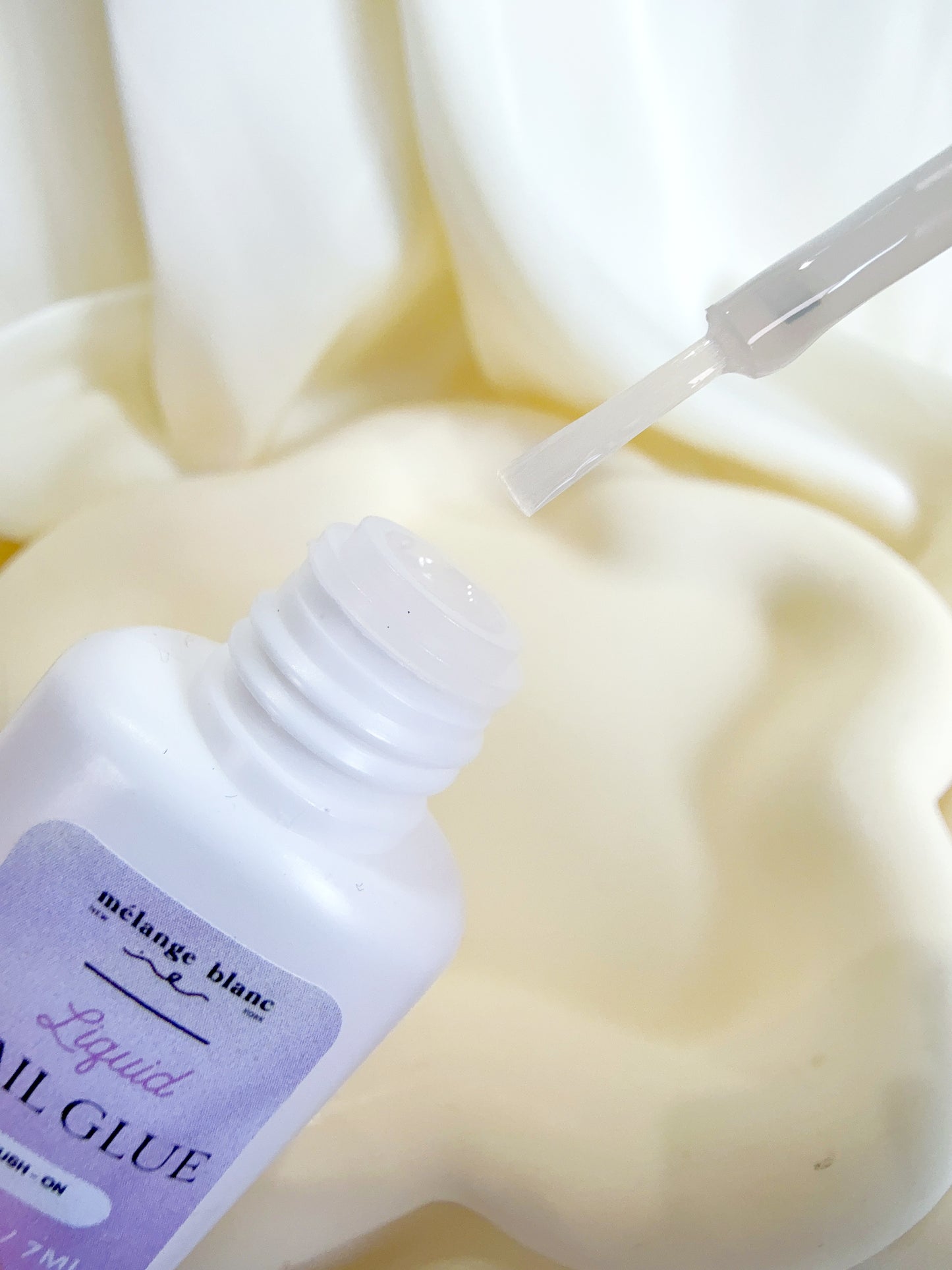 Melange Blanc Pro Liquid Nail Glue