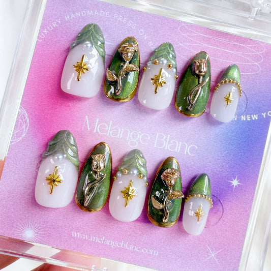 Emerald green cat eye with 3D gold charm press on nails