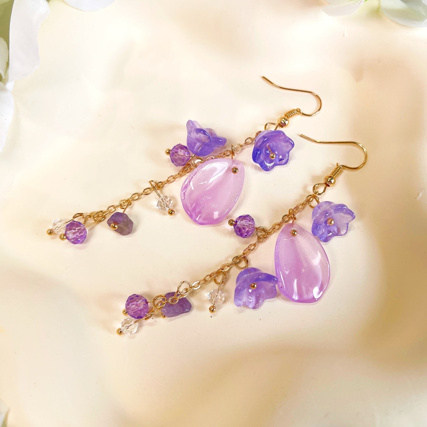 E196 purple lily flower long dangle earrings