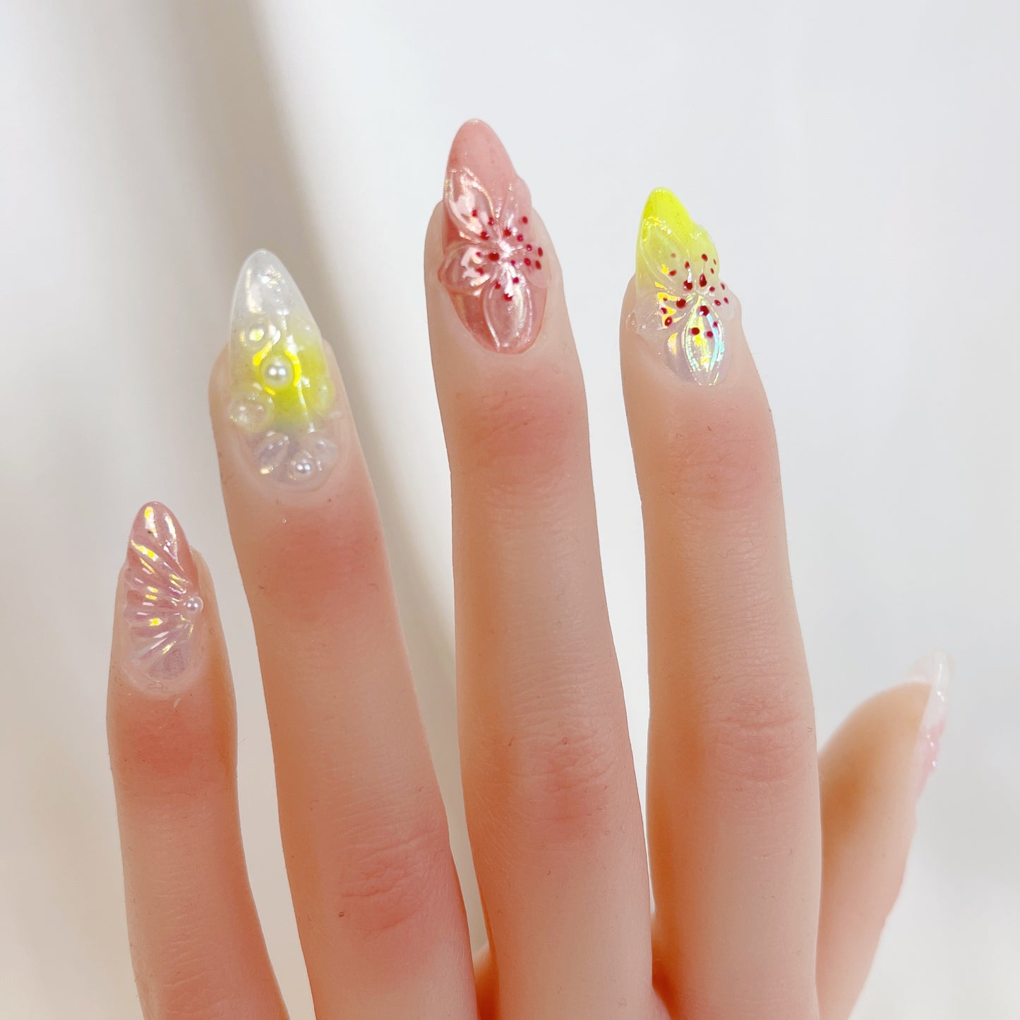 PO061 3d flower aurora iridescent press on nails