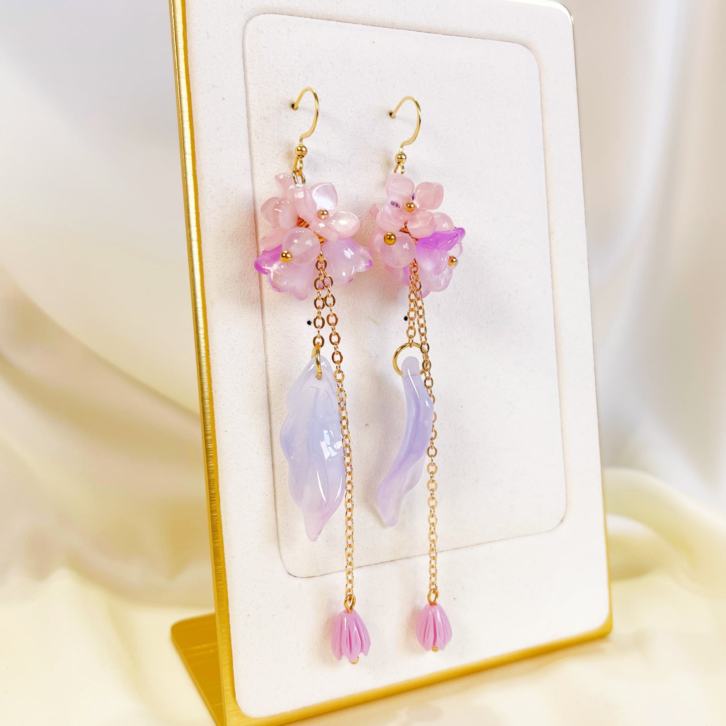 E194 purple flower long dangle earrings