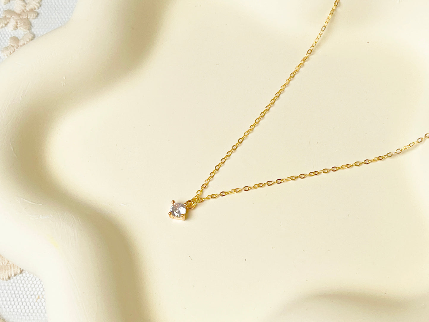 N017 solitaire crystal gem pendant necklace
