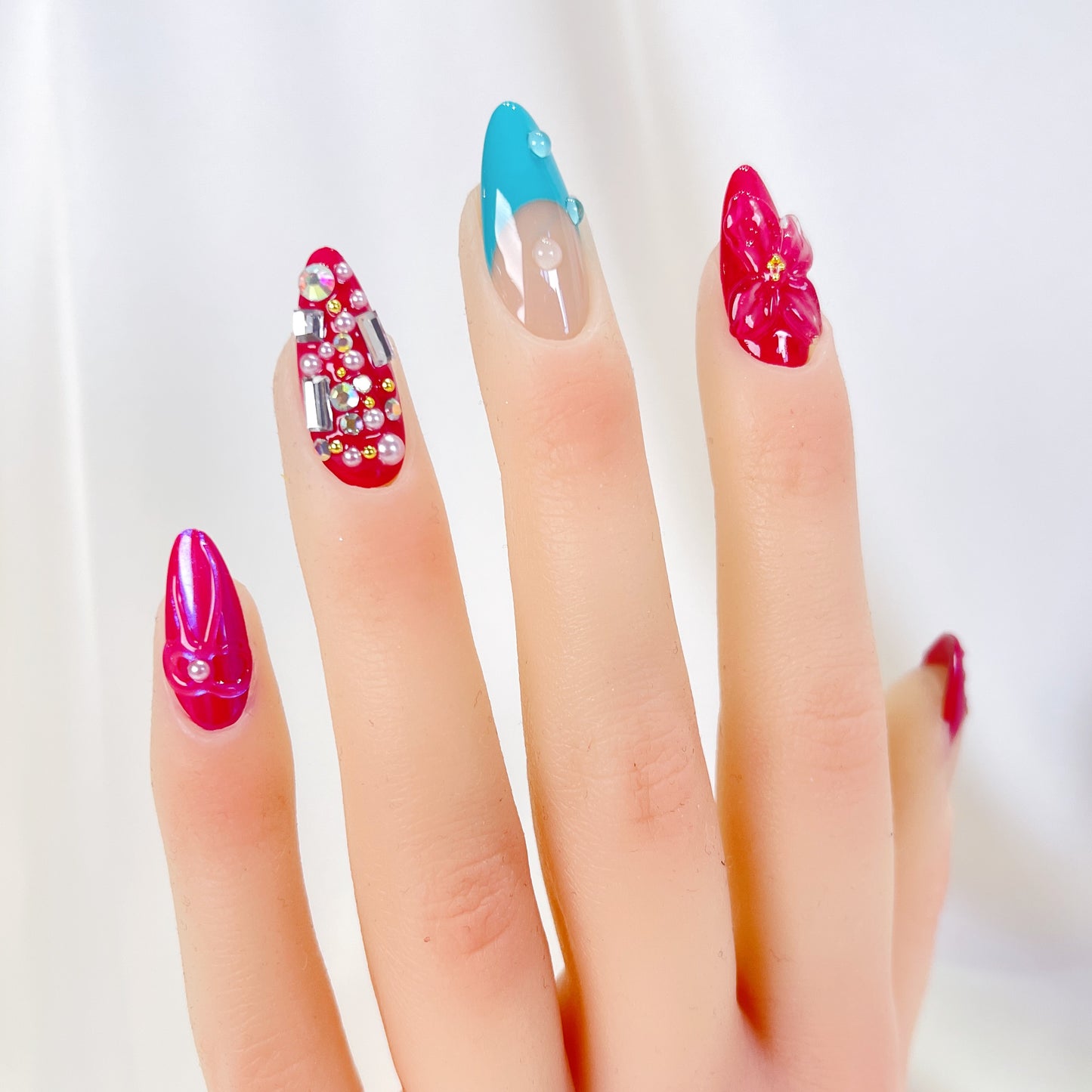 PO088 flower crystal gem almond press on nails