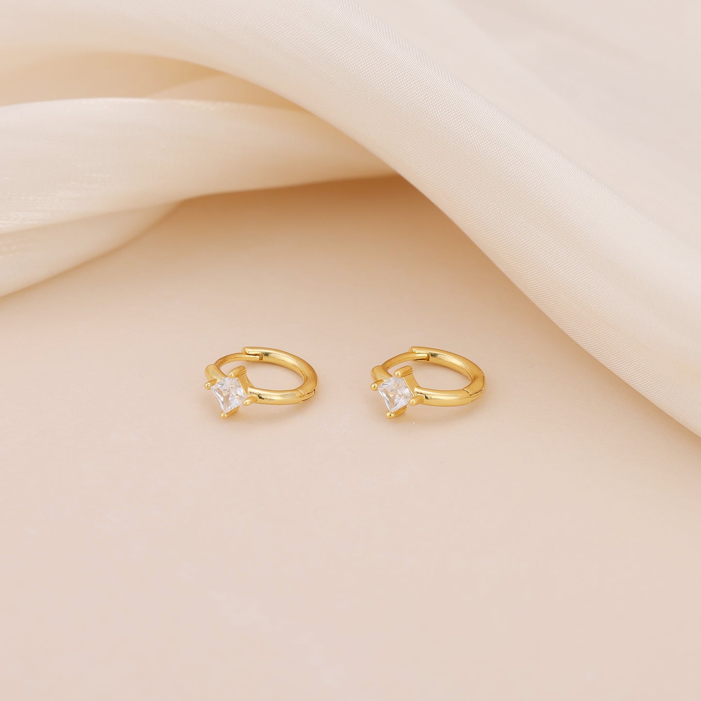 E183 square crystal baguette huggie hoop earrings