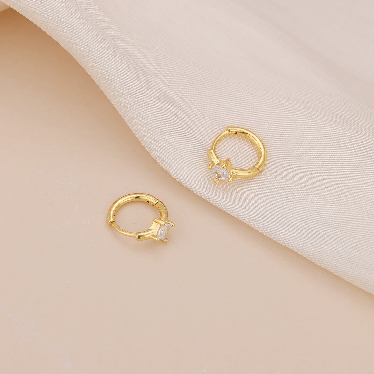 E183 square crystal baguette huggie hoop earrings