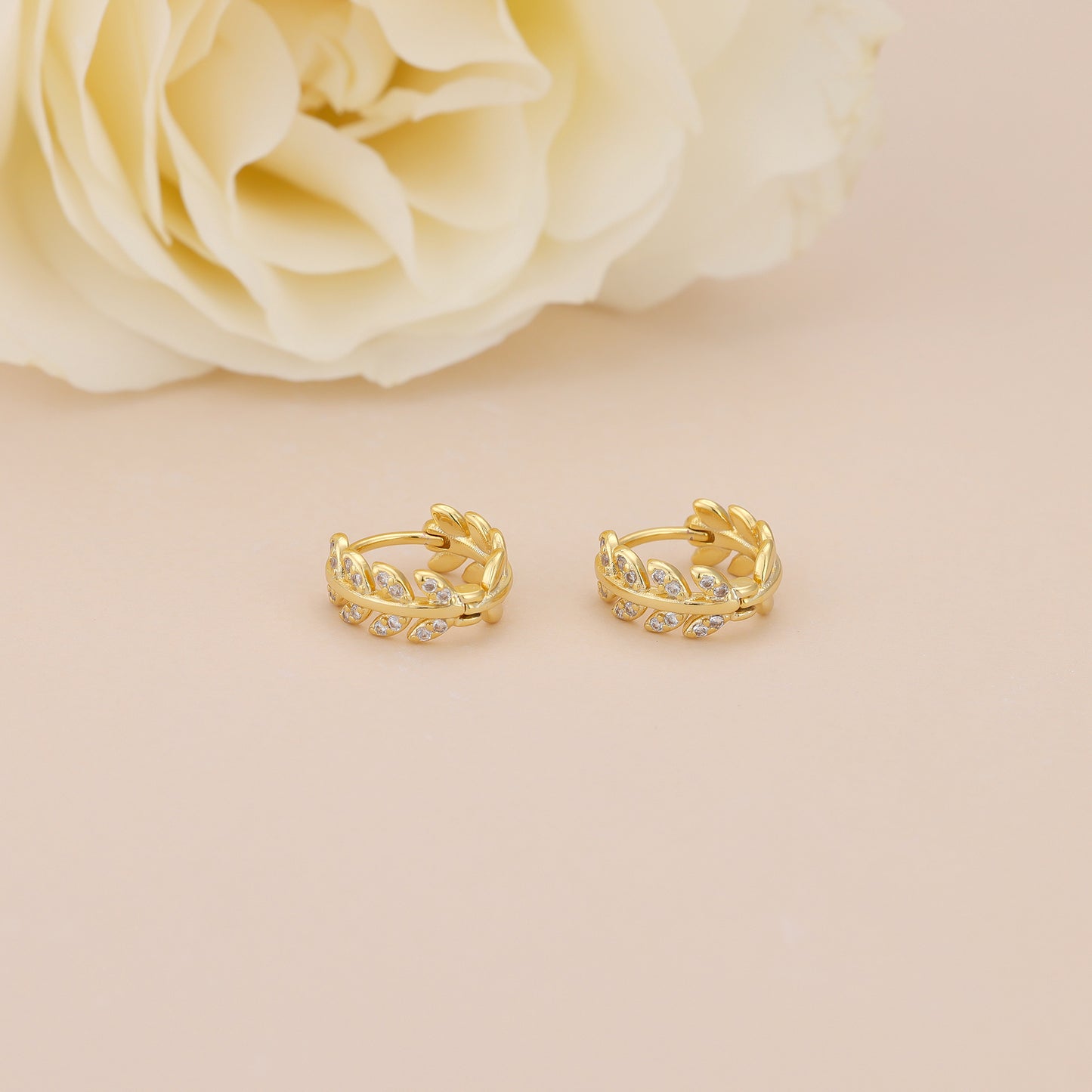 E043 gold leaf huggie hoop earrings