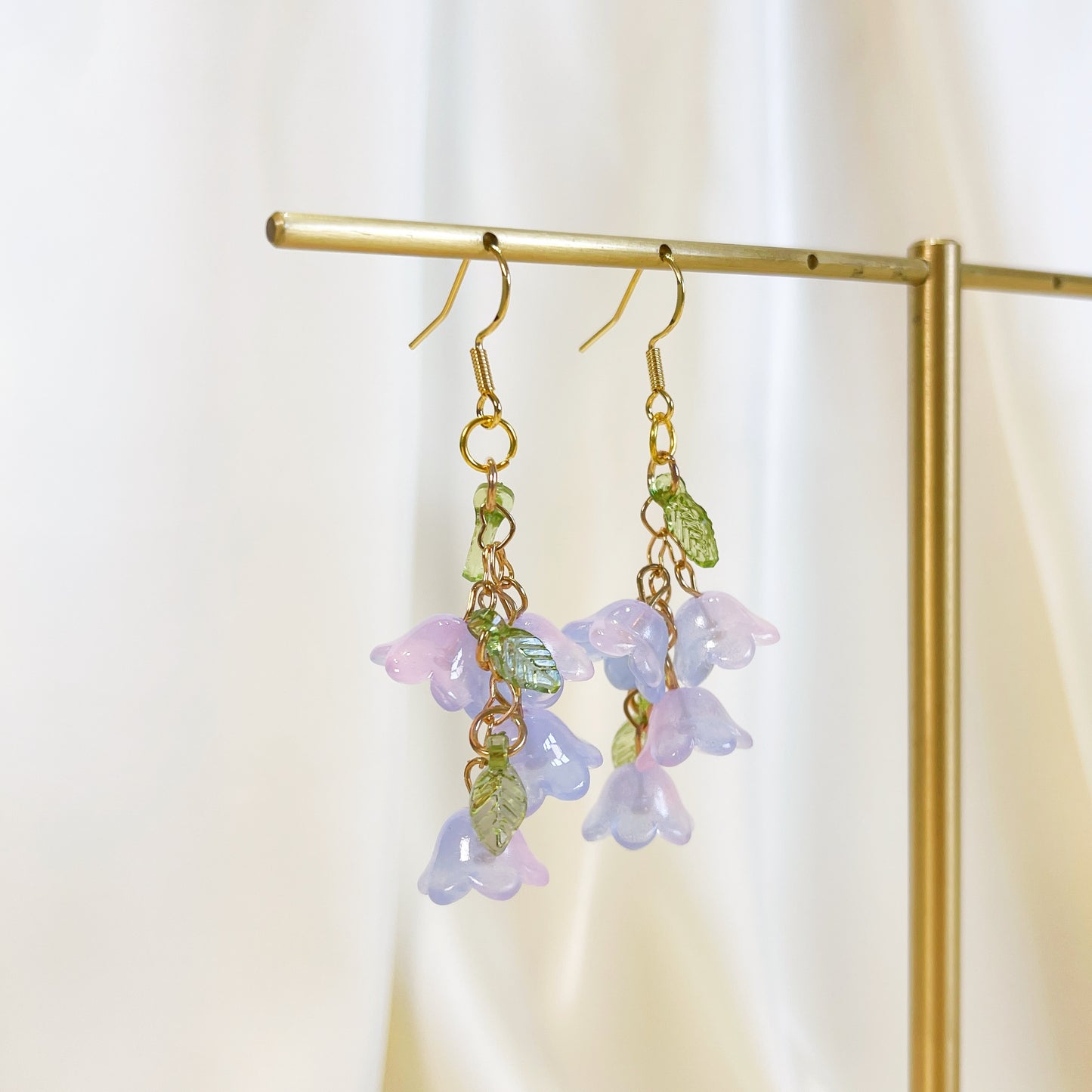 E235 blue lily flower dangle earrings, lily flower earrings