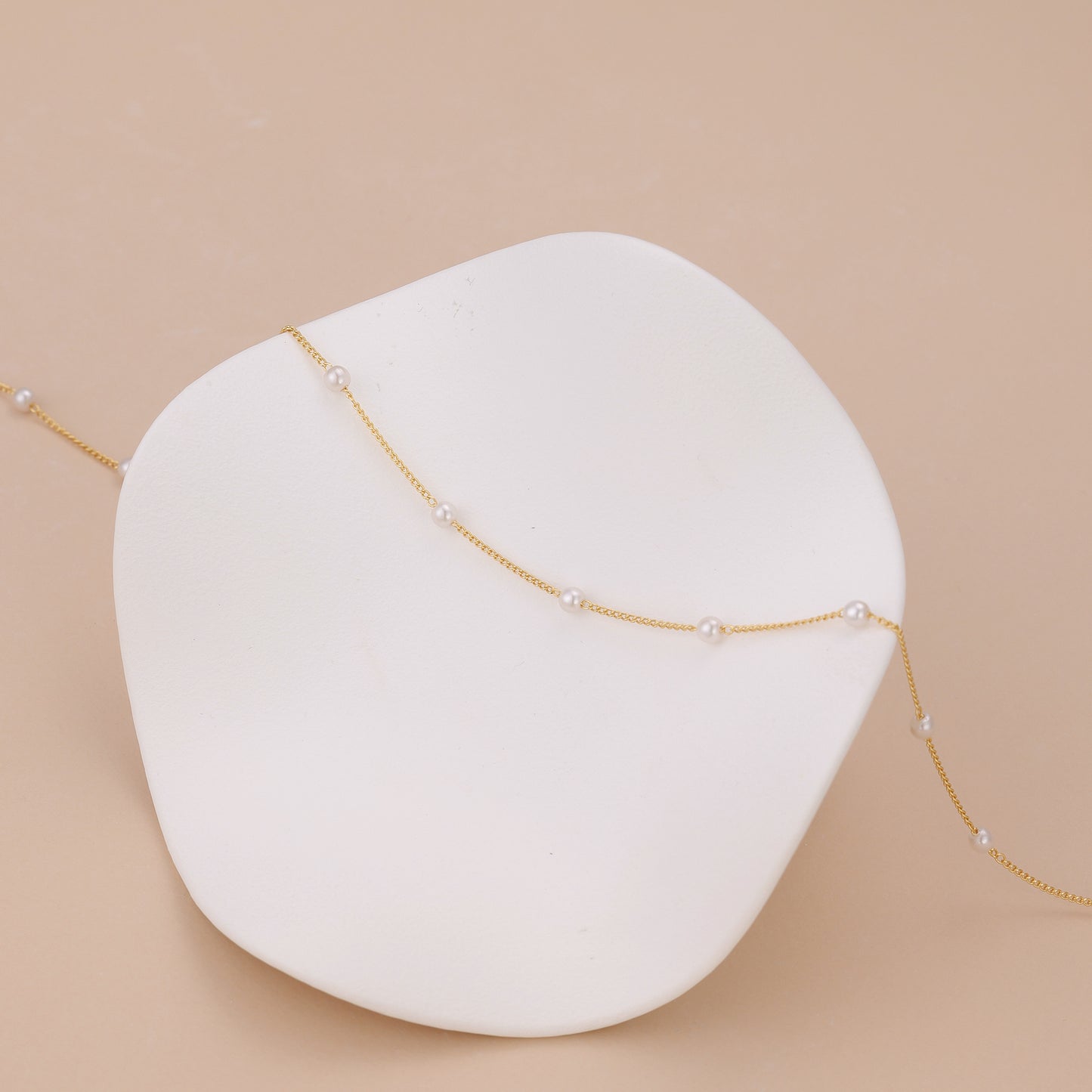 N009 satellite dainty gold Pearl Choker necklace