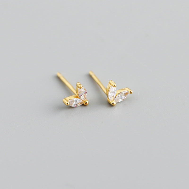 Gold vermeil E100 marquise flower stud earrings