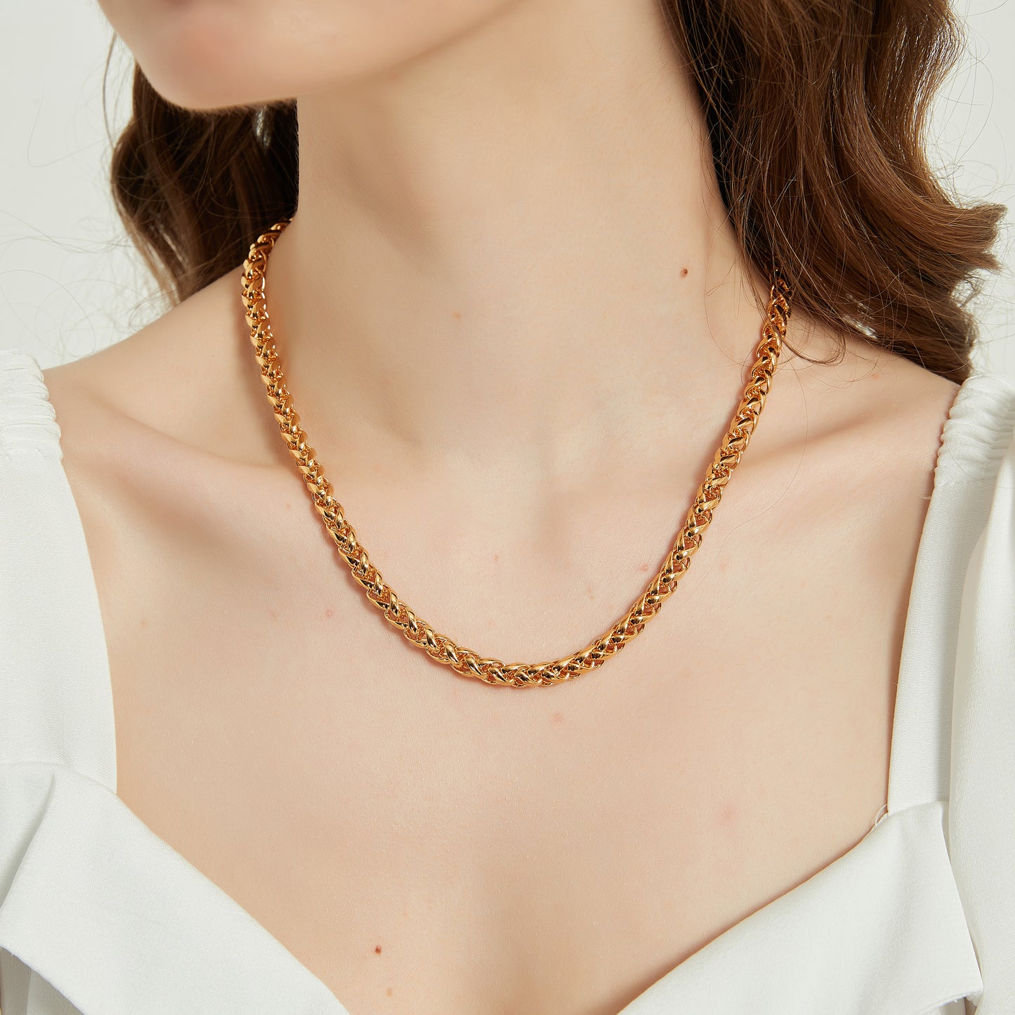 Ella gold rolo link chain statement necklace