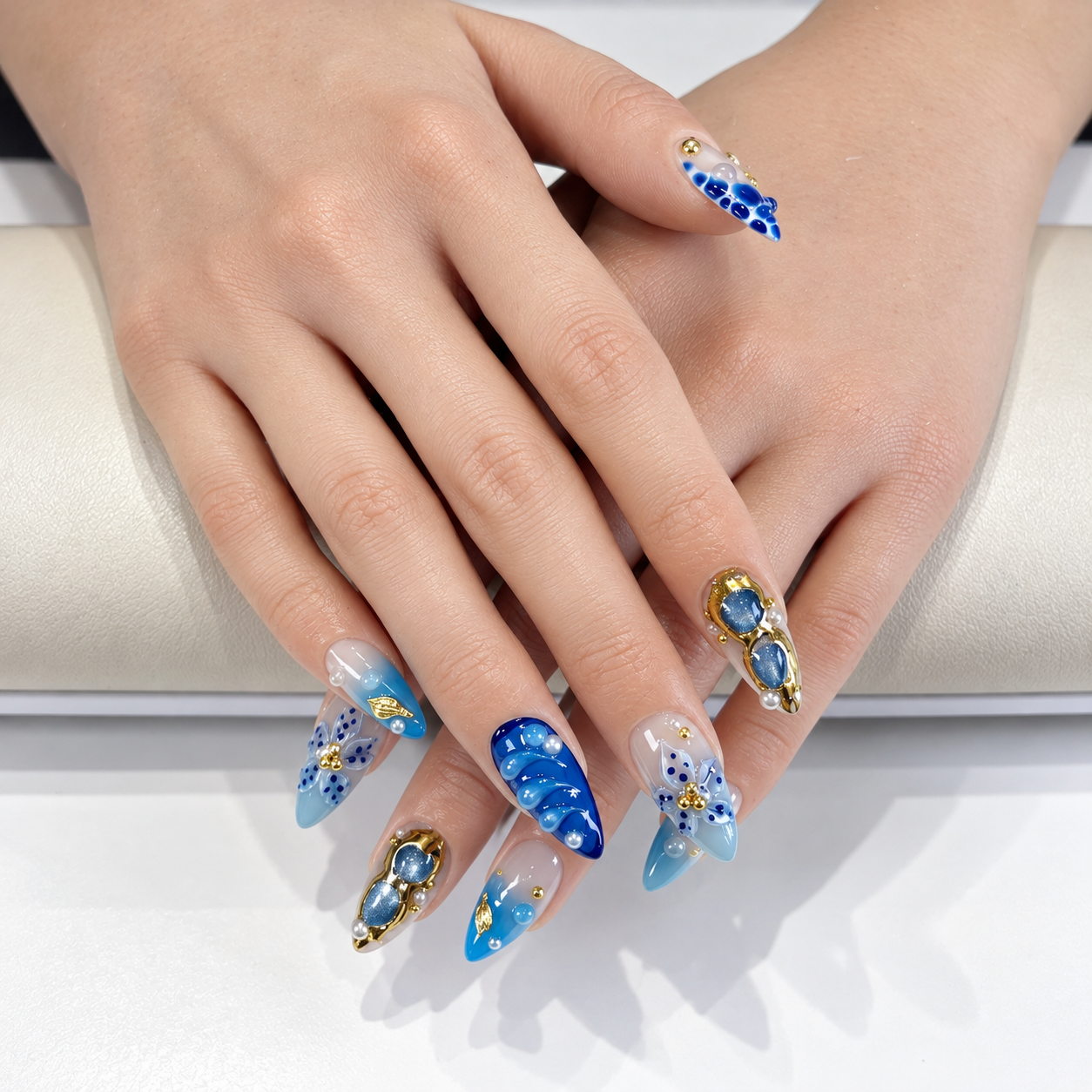 Ocean blue flower beach with gold chrome press on nails PO210
