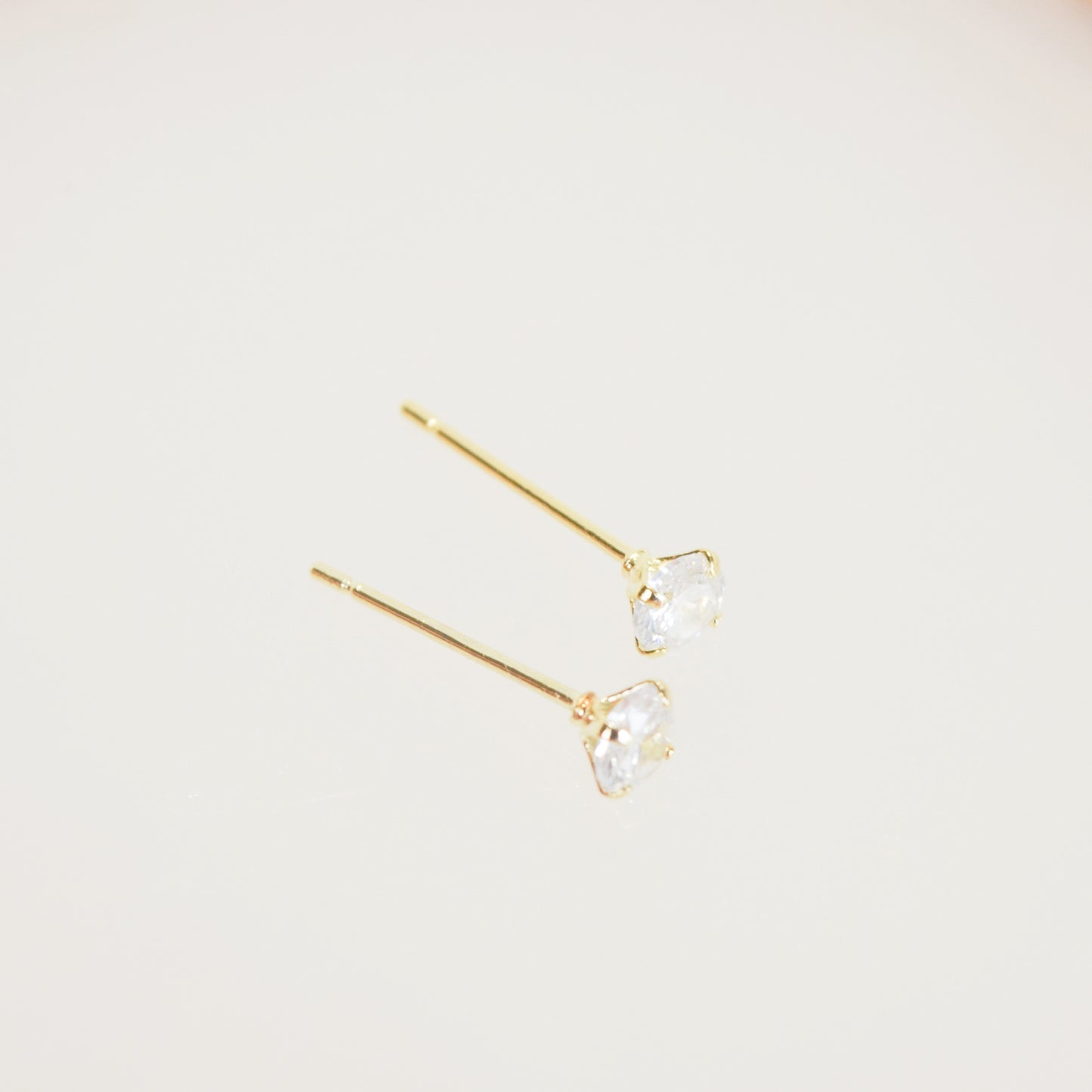 Gold vermeil E107 cz diamond stud earrings