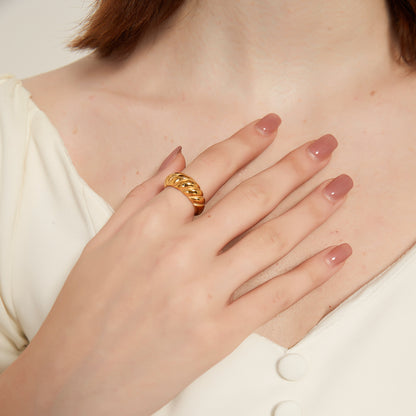 R008 croissant twisted dome statement ring sale