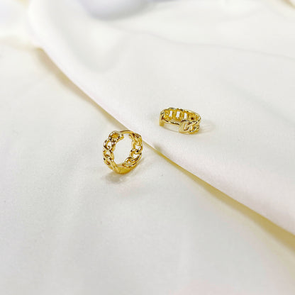 E230 chain hoop earrings, huggie hoop earrings, gold hoops