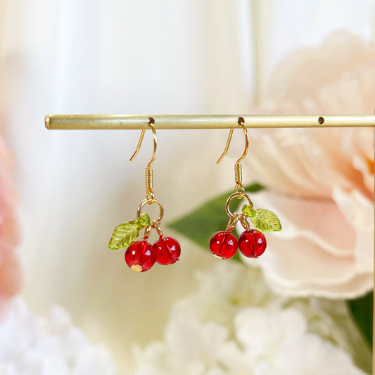 E198 red cherry earrings, fruit earrings
