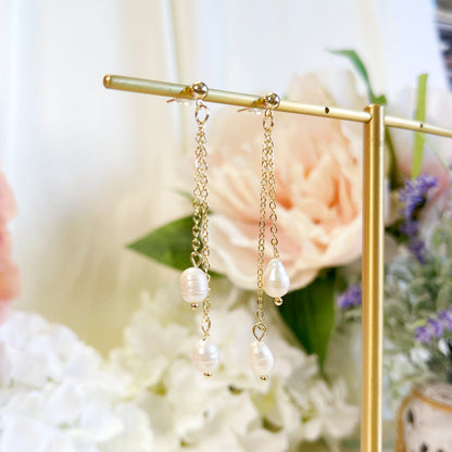 E244 pearl earrings, pearl drop earrings, dangle earrings