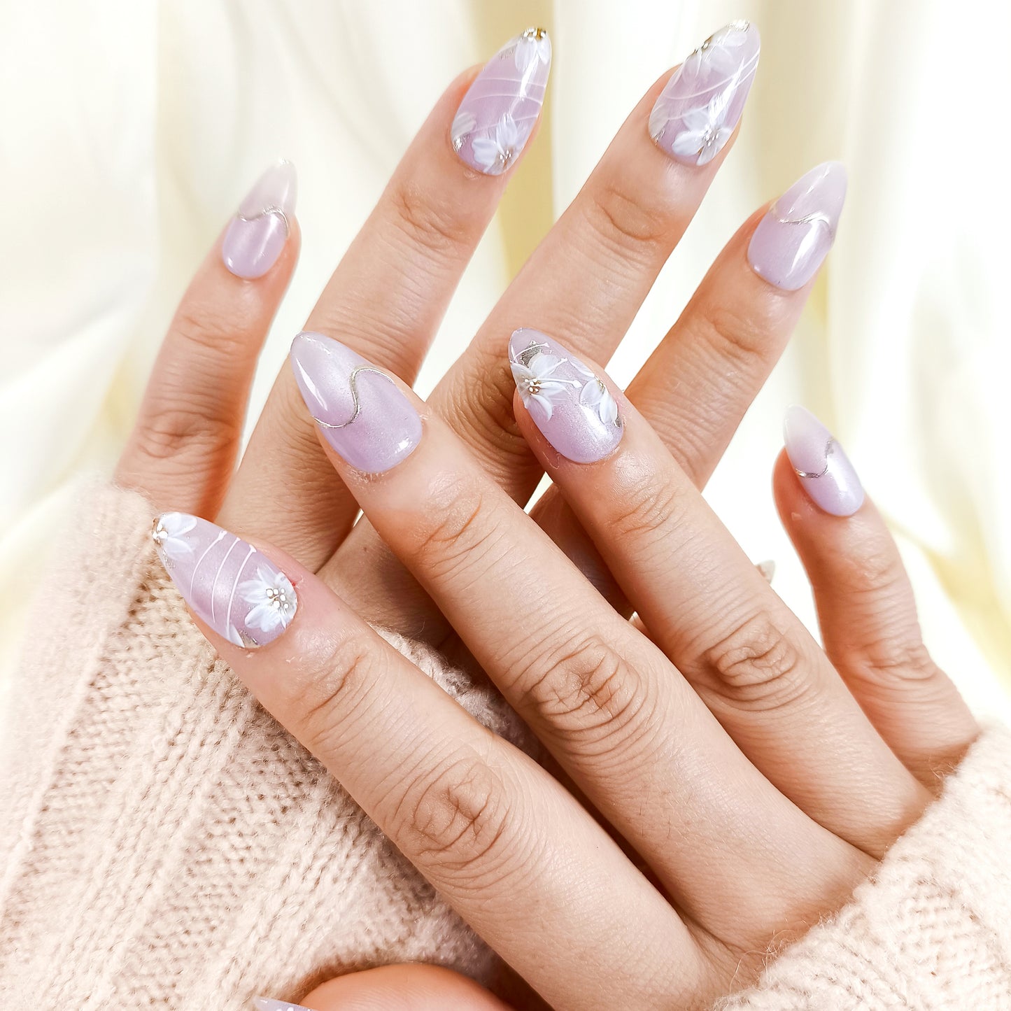 PO129 lilac flower cat eye chrome almond press on nails