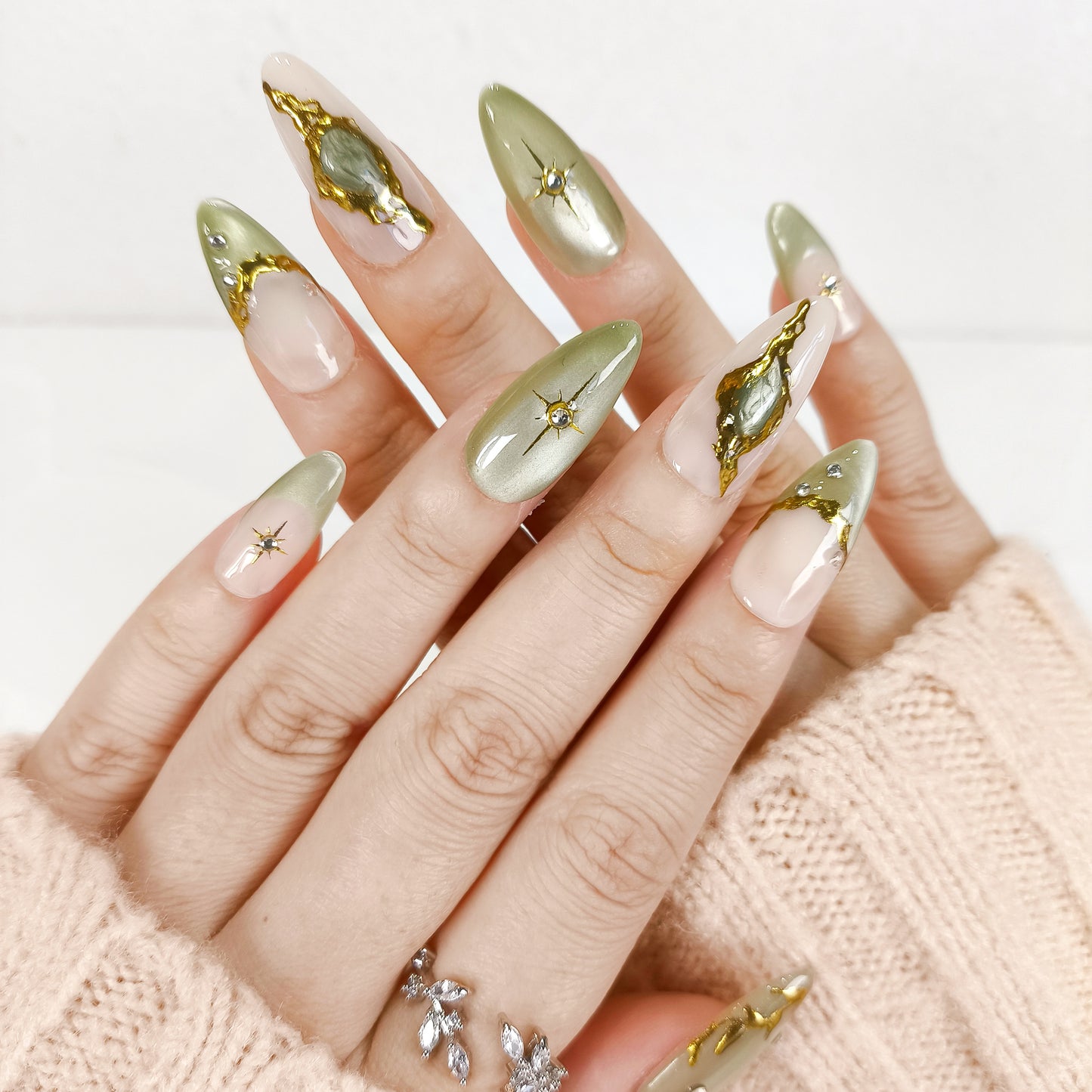 Jade cat eye gold chrome star Y2K press on nails - RTS