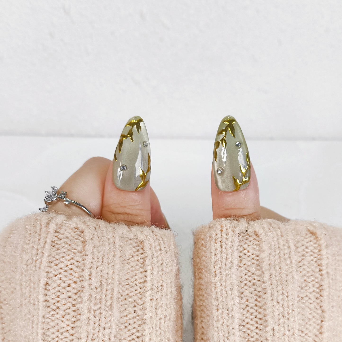 Jade cat eye gold chrome star Y2K press on nails - RTS