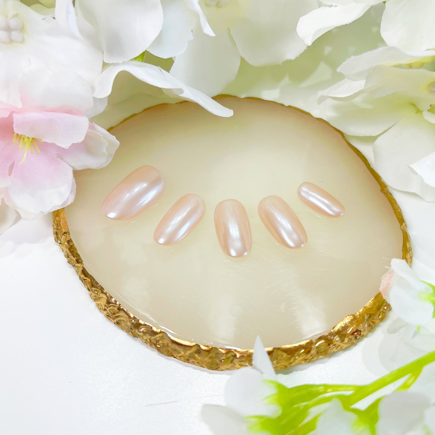 PO004 pearl white solid color press on nails