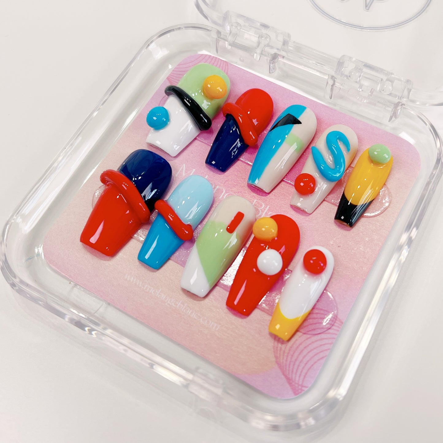 PO019 3D color block abstract geometric press on nails
