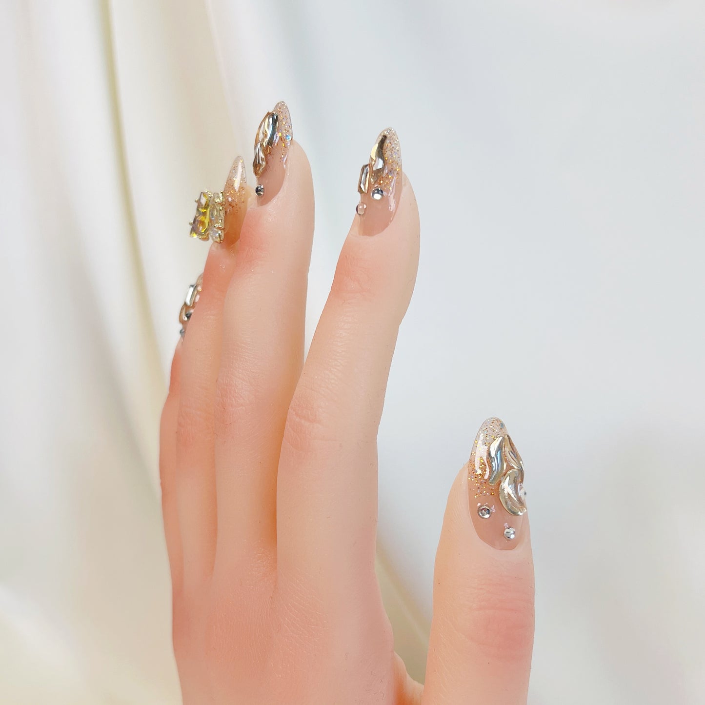 PO023 3D crystal butterfly rhinestone gem glitter press on nails