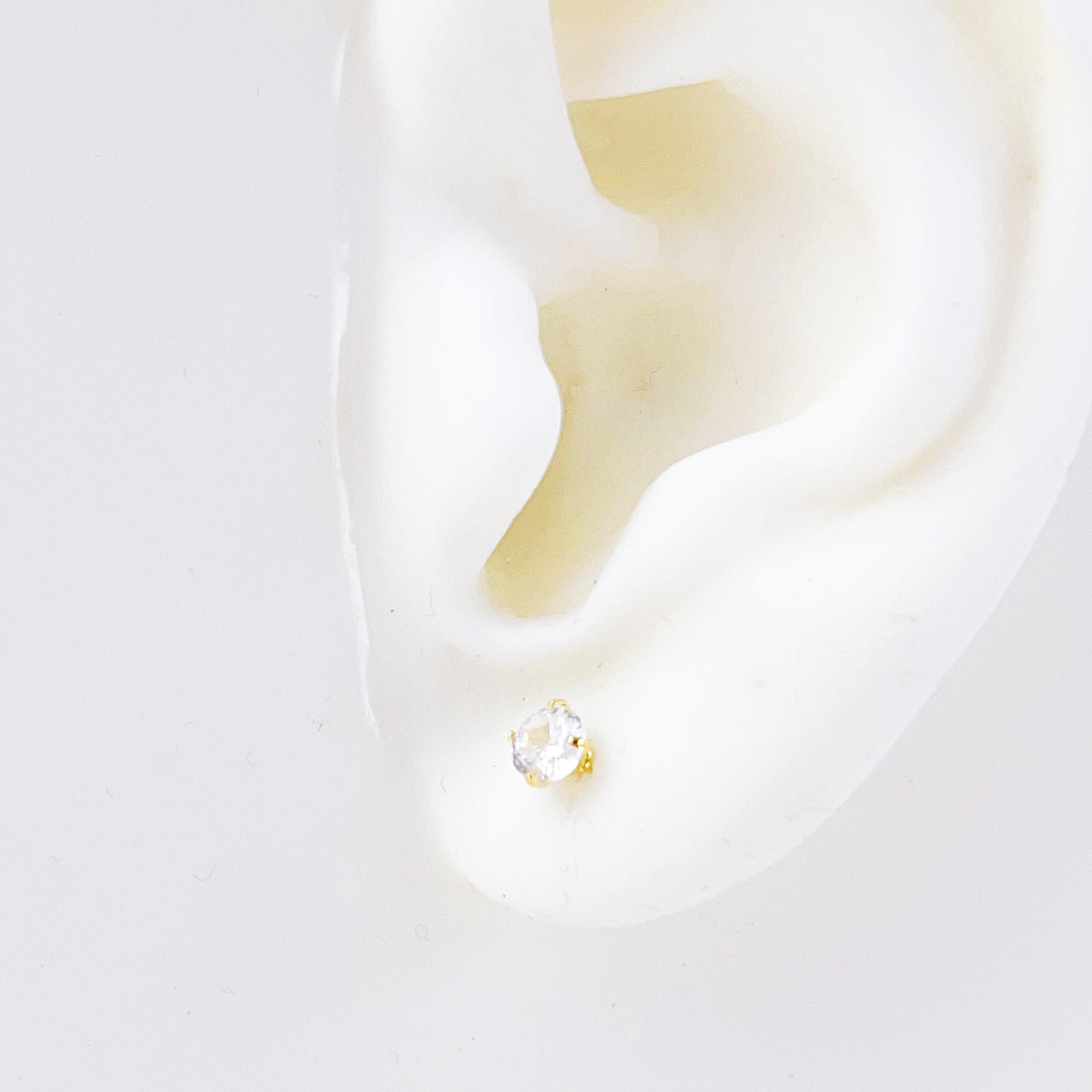 Gold vermeil E107 cz diamond stud earrings