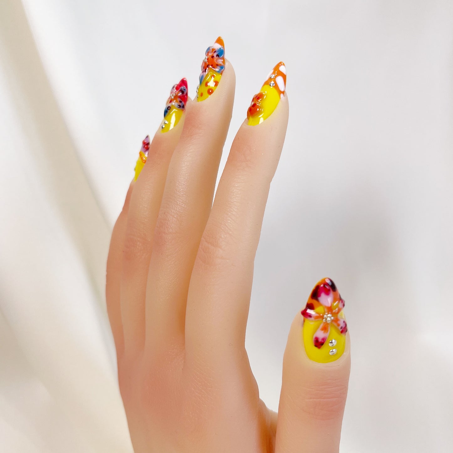 PO041 cute tropical orchid flower press on nails