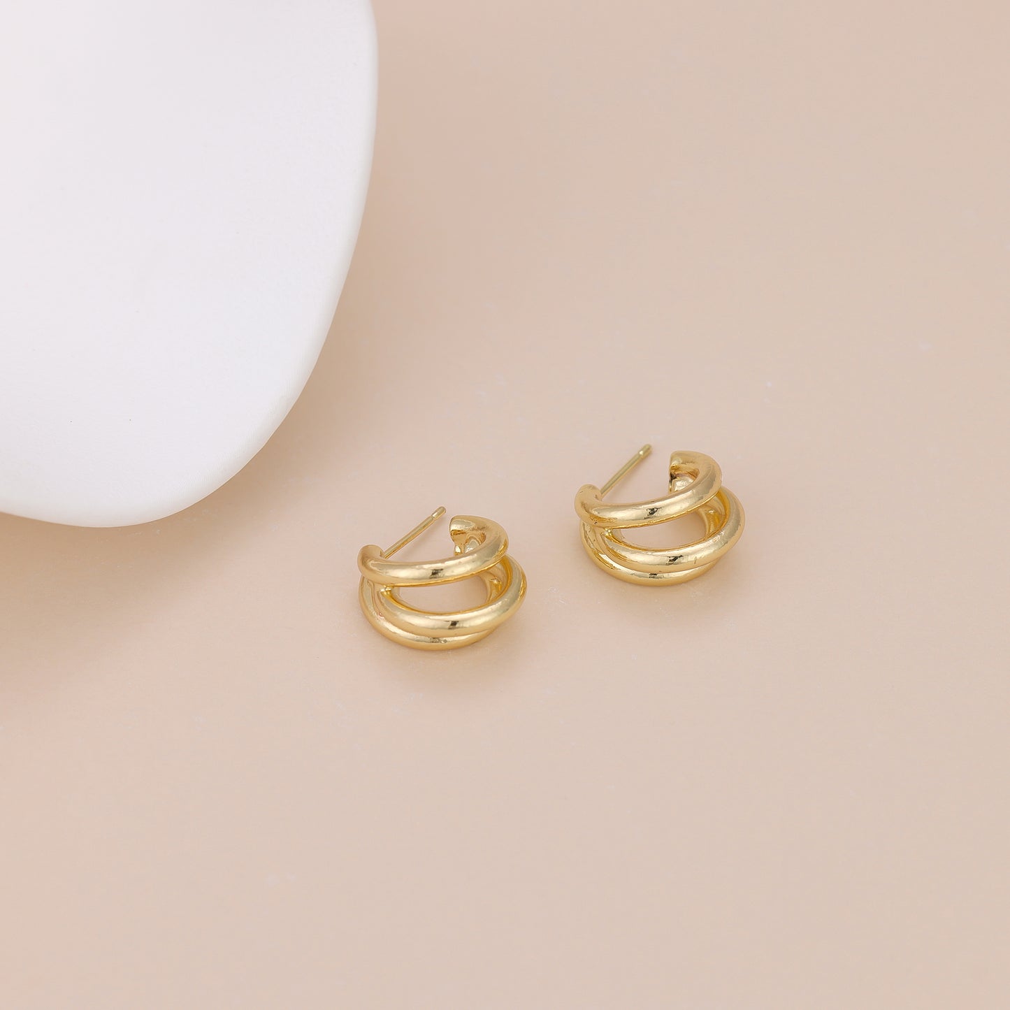 E117 statement triple open hoop earrings
