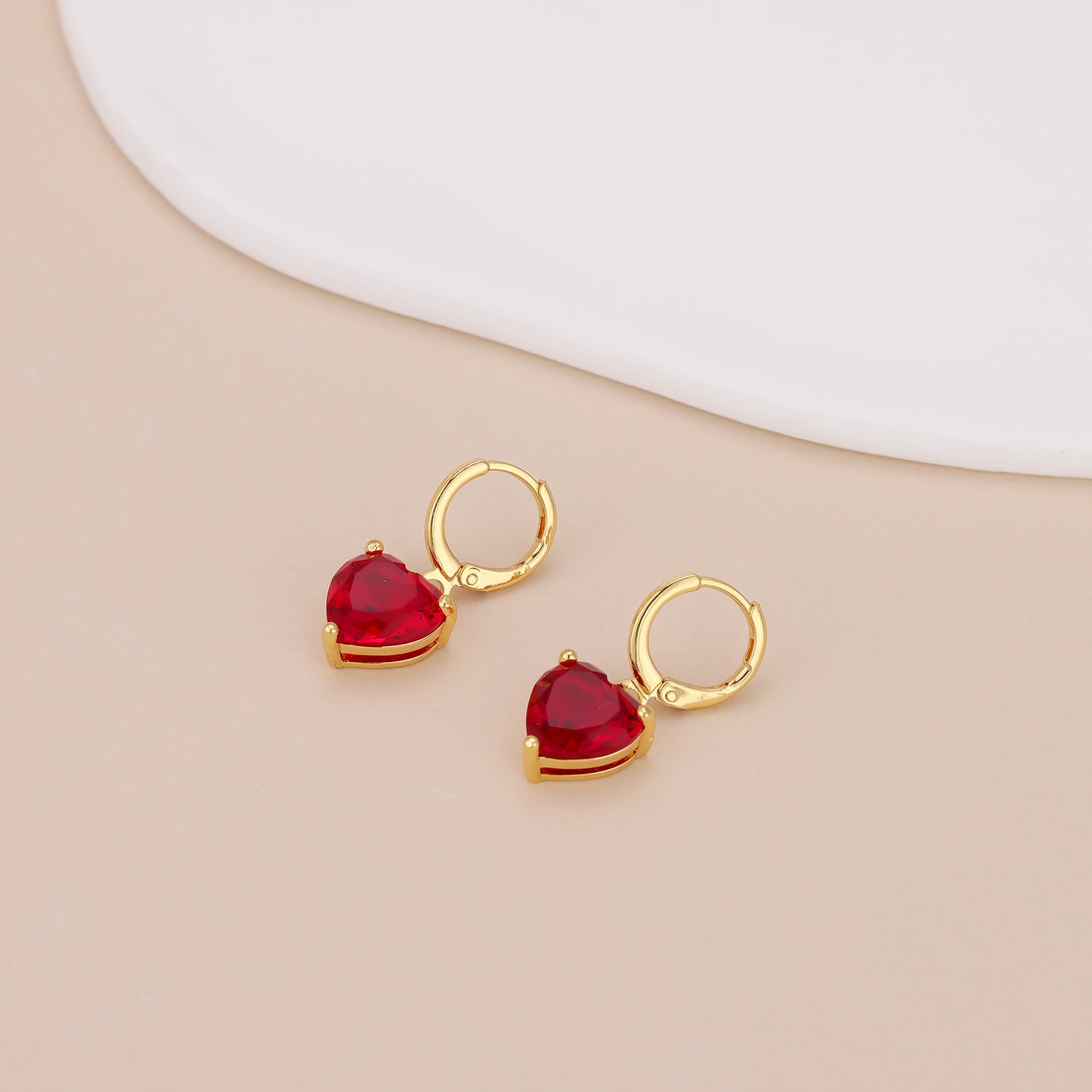 E149 red heart dangle huggie hoop earrings