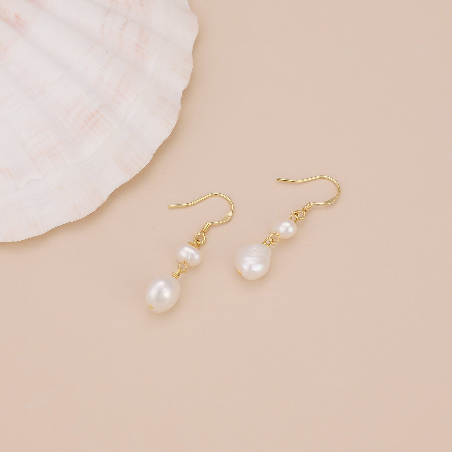 E180 freshwater pearl drop dangle earrings