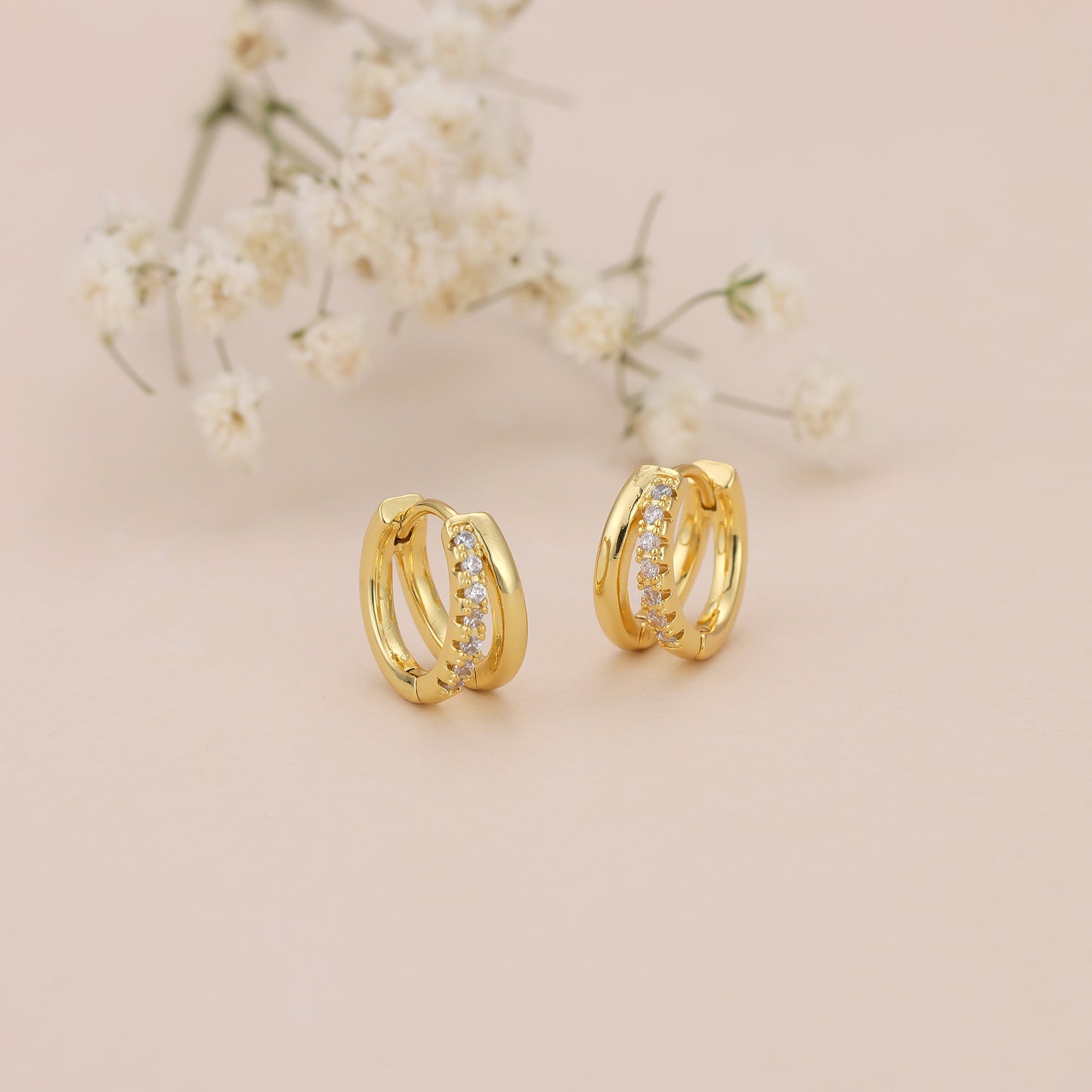 E182 double hoop huggie hoop earrings