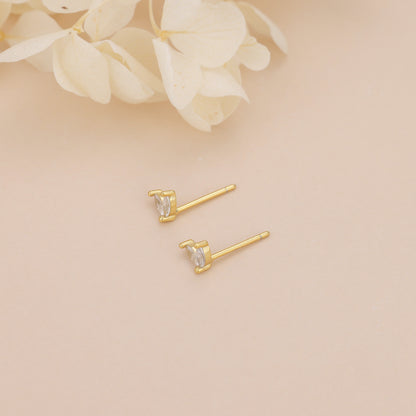Gold vermeil E100 marquise flower stud earrings