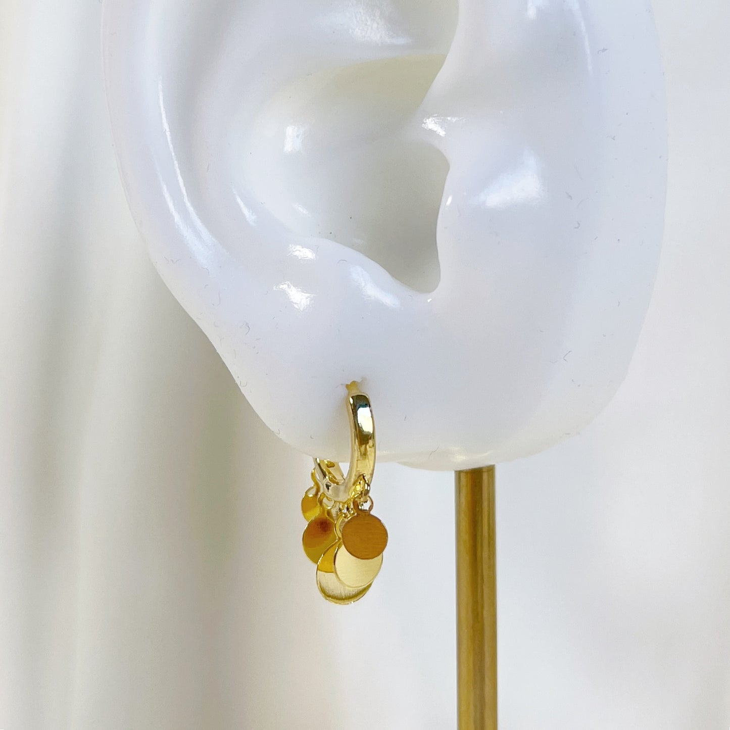 E232 gold disc earrings, disc hoop earrings, coin earrings