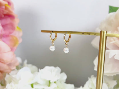 E185 freshwater pearl hoop drop huggie earrings