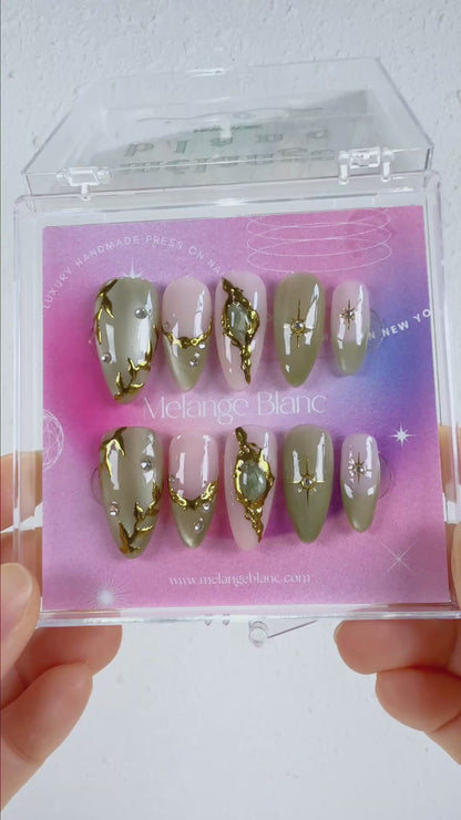 Jade cat eye gold chrome star Y2K press on nails - RTS