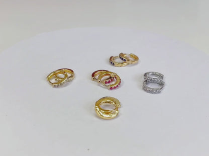 E162 paved dainty huggie hoop earrings